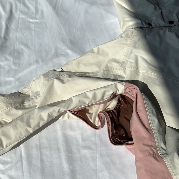 Vintage Y2K pink/off white/brown Columbia snowboarding jacket - M - Picture 4 of 5